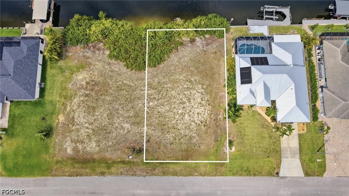 400 NW 32nd Pl., Cape Coral, FL 33993