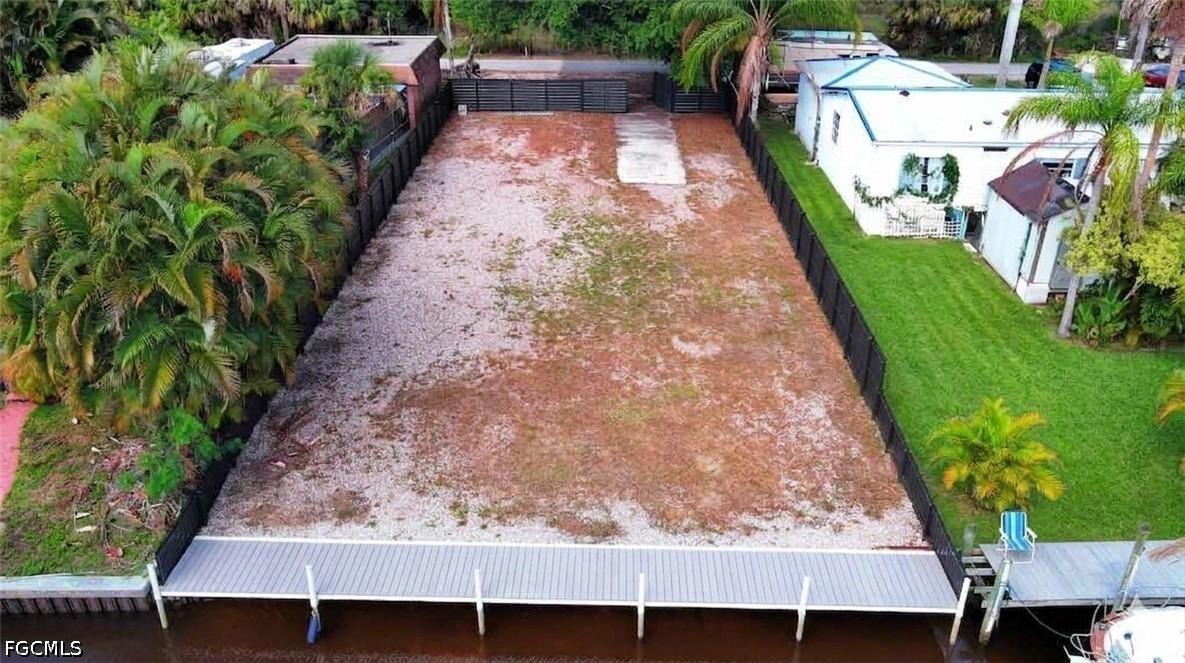 2228 Marina Park Dr., Fort Myers, FL 33905