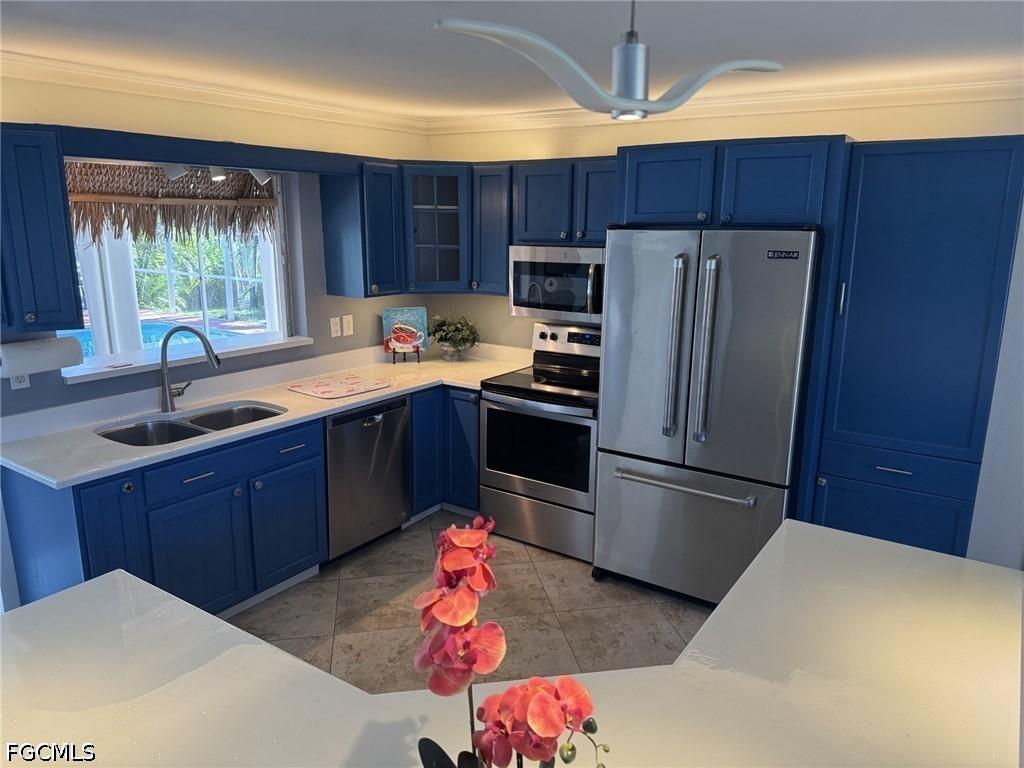 1437 SE 21st Ln., Cape Coral, FL 33990