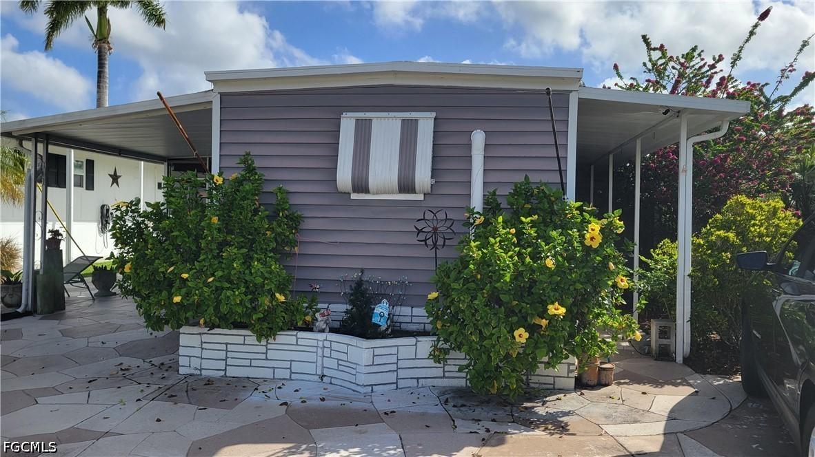 91 Sun Cir., Fort Myers, FL 33905