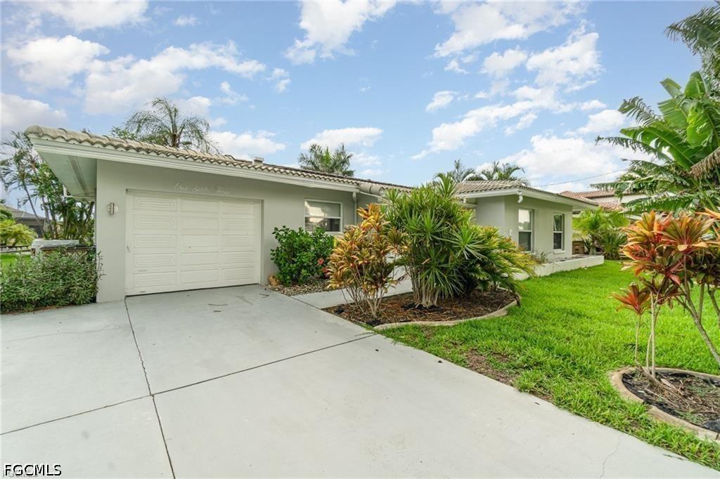 163 SW 51st Ter., Cape Coral, FL 33914