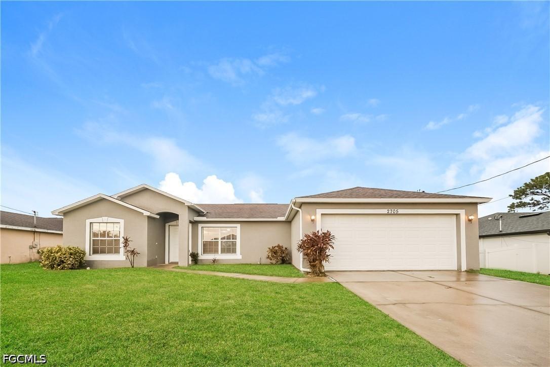 2705 Villa Ave., Lehigh Acres, FL 33976