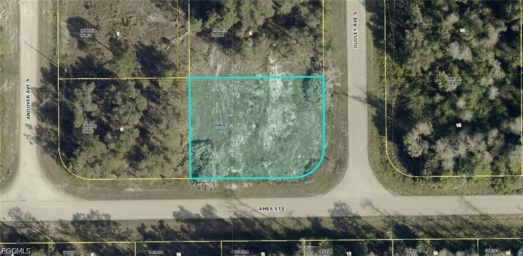852 Dudley Ave., Lehigh Acres, FL 33974