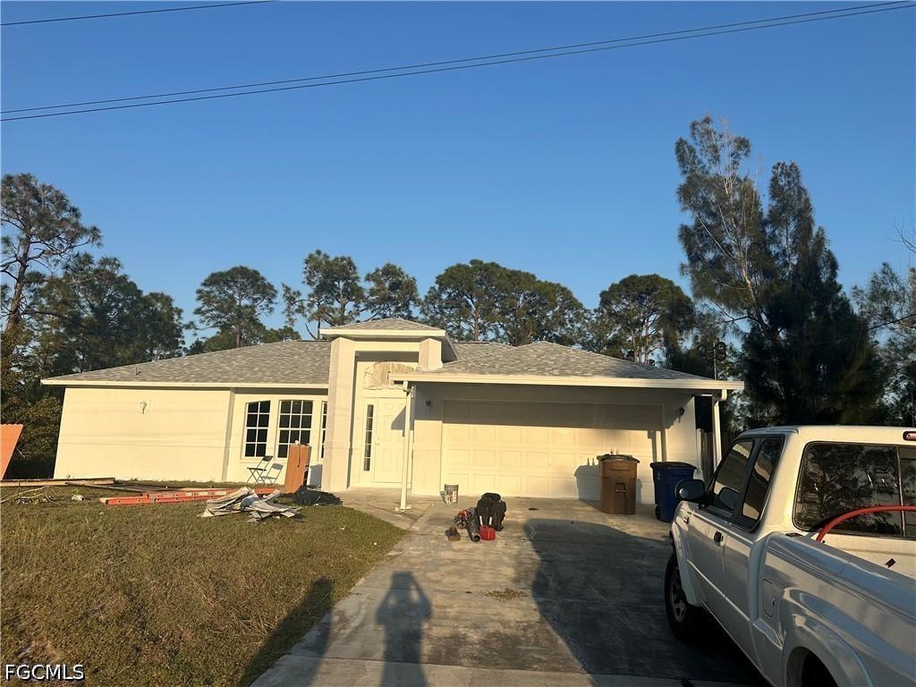 806 State Ave., Lehigh Acres, FL 33972