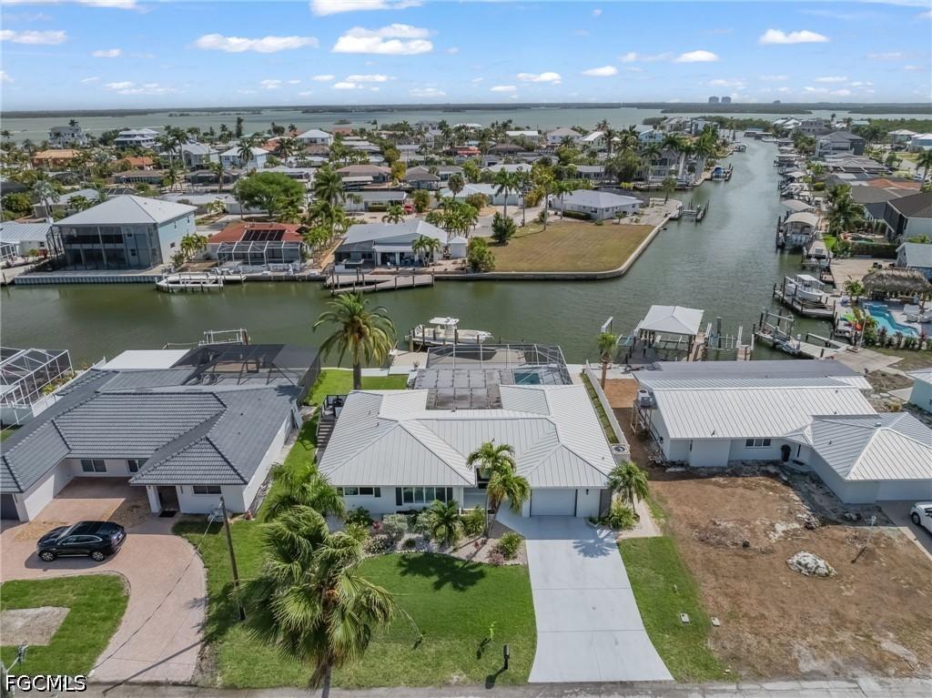 9 Fairview Blvd., Fort Myers Beach, FL 33931