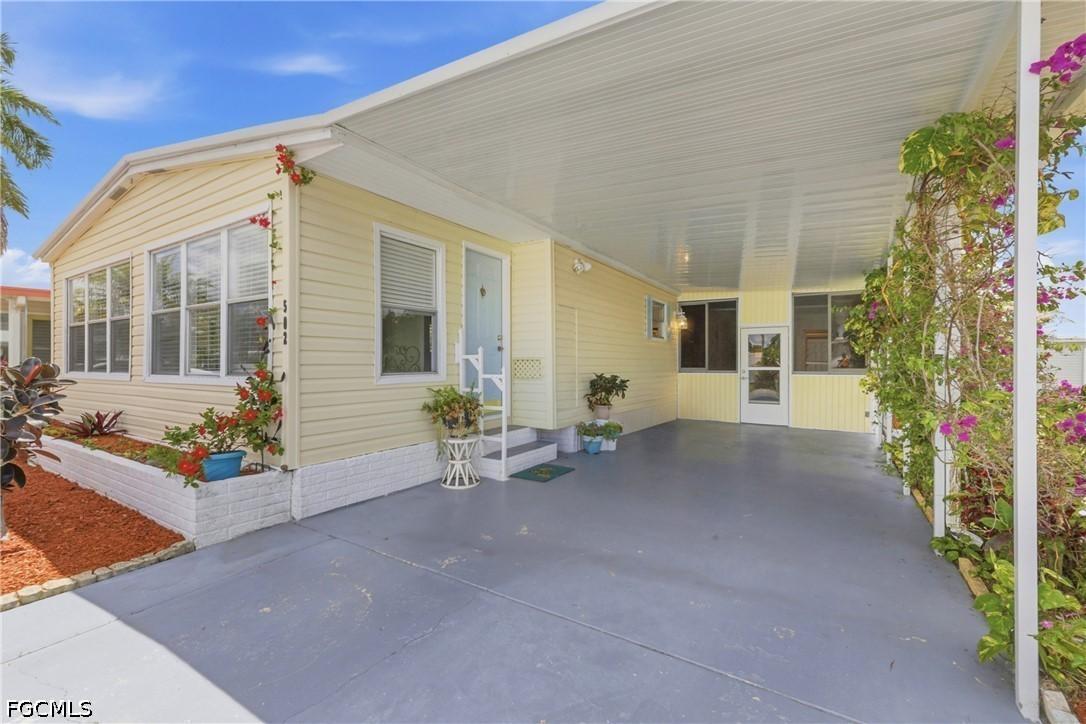 502 Pine Tree Ct., North Fort Myers, FL 33917