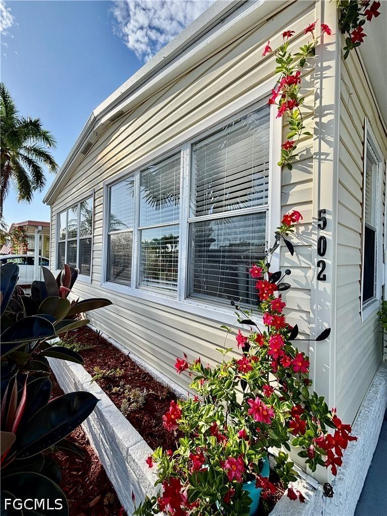 502 Pine Tree Ct., North Fort Myers, FL 33917