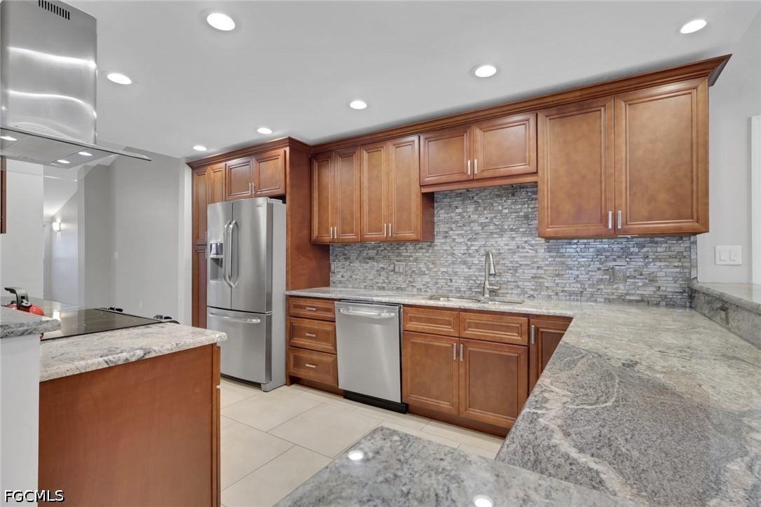 4536 Longboat Ln., Fort Myers, FL 33919