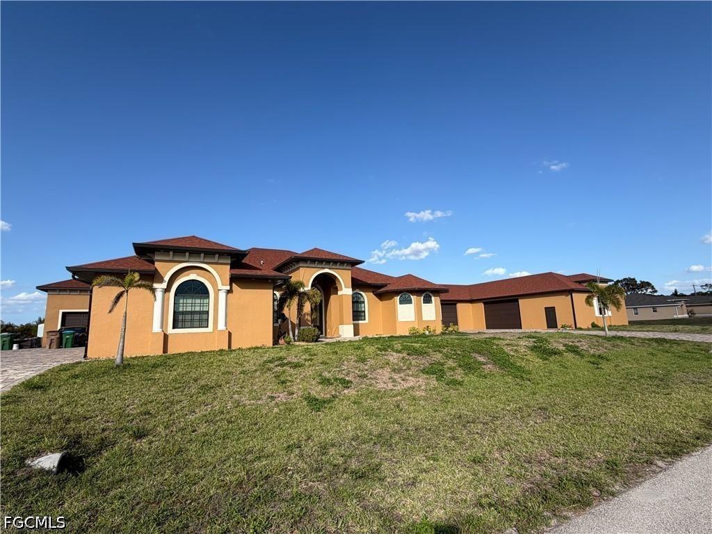 2633 NW 24th St., Cape Coral, FL 33993