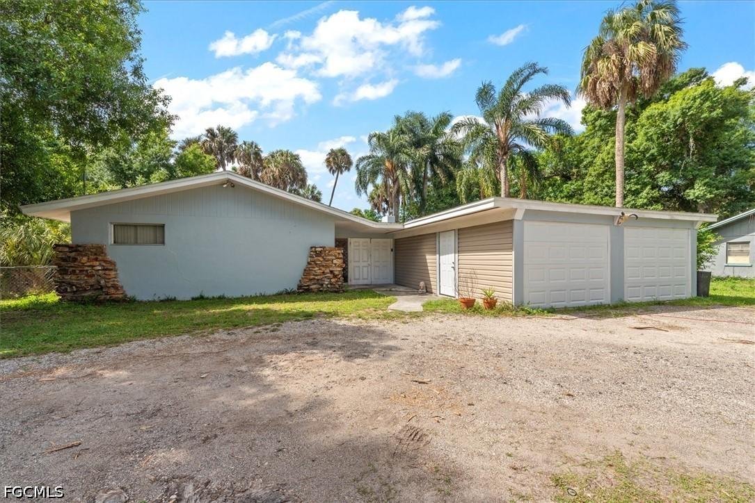 319 W Mariana Ave., North Fort Myers, FL 33903