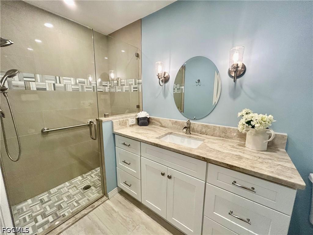 8076 Queen Palm Ln. #412, Fort Myers, FL 33966