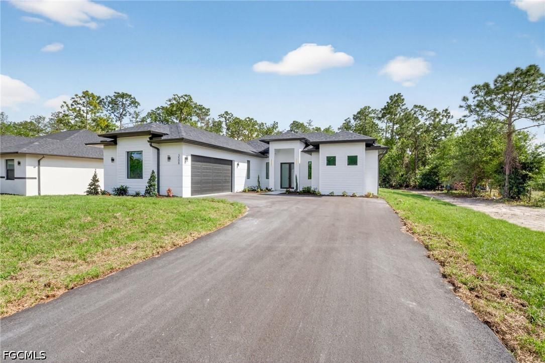 3508 27th Ave., Naples, FL 34120