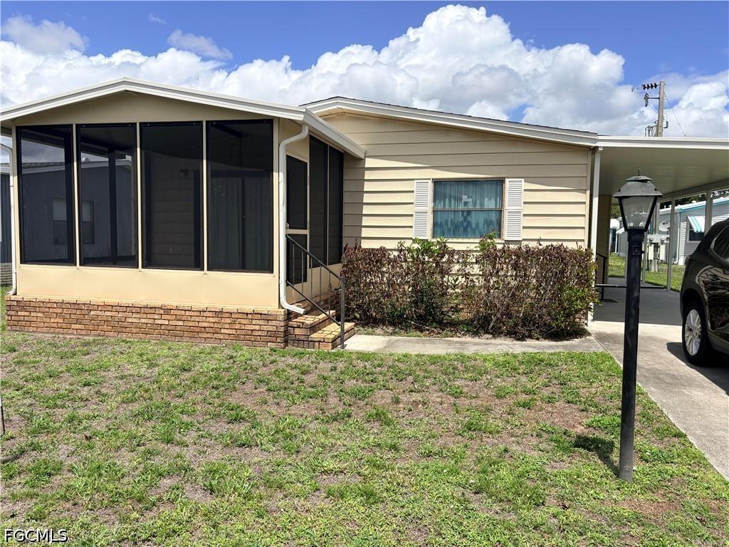 3053 Artesian Ln., North Fort Myers, FL 33917