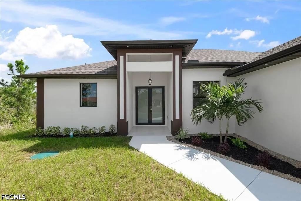 218 Irving Ave., Lehigh Acres, FL 33936