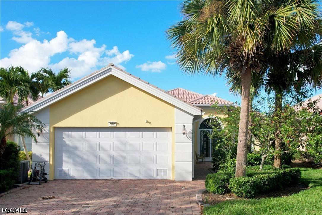 7983 Valentina Ct., Naples, FL 34114