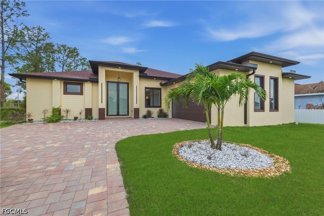 2809 7th St., Lehigh Acres, FL 33976