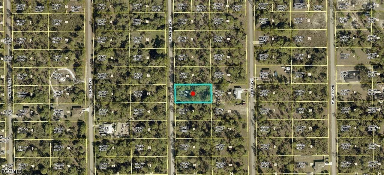 1012 Monroe Ave., Lehigh Acres, FL 33972