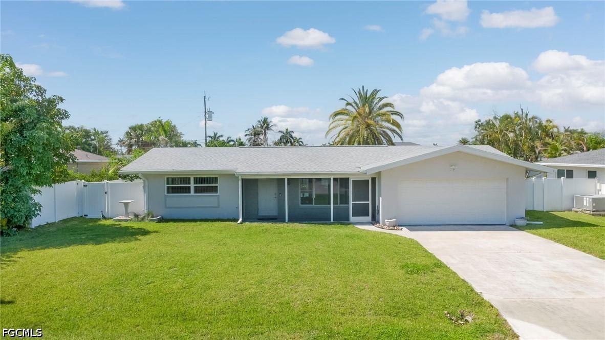 150 SW 48th Ter., Cape Coral, FL 33914