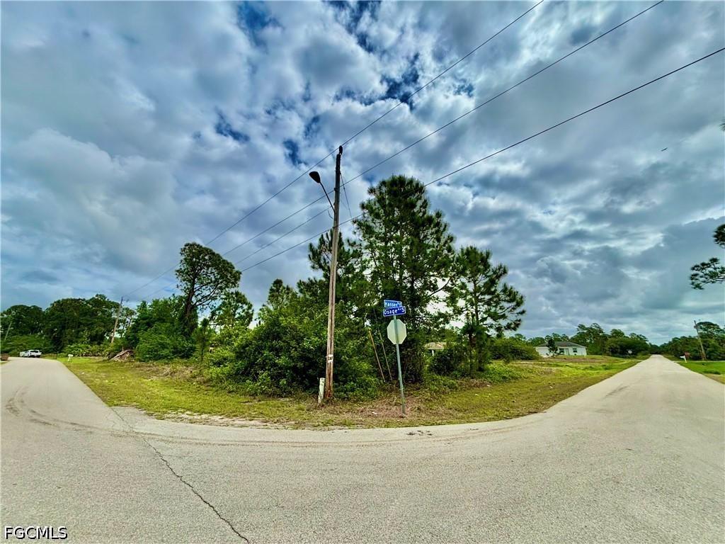 519 Osage Ave., Lee, FL 33974