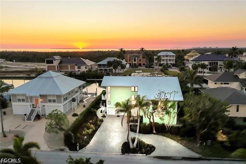 18292 Deep Passage Ln., Fort Myers Beach, FL 33931