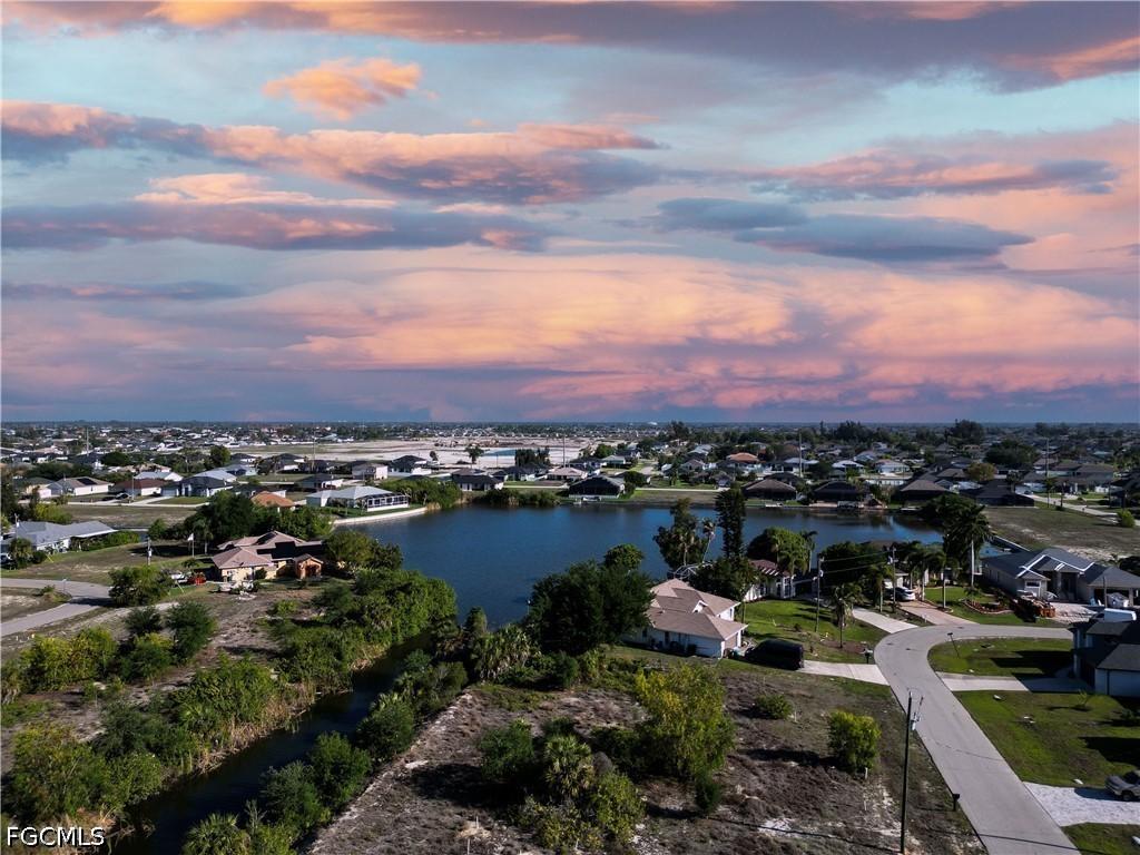 138 SW 9th Pl., Cape Coral, FL 33991