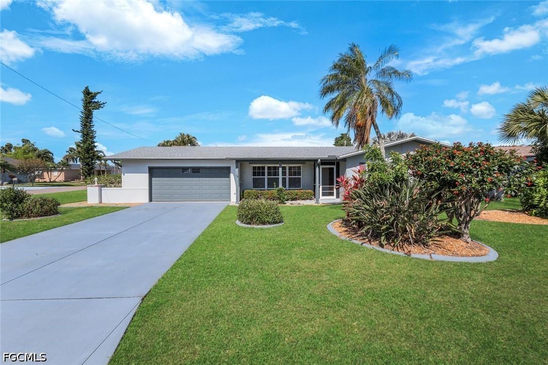 4240 SE 3rd Ave., Cape Coral, FL 33904