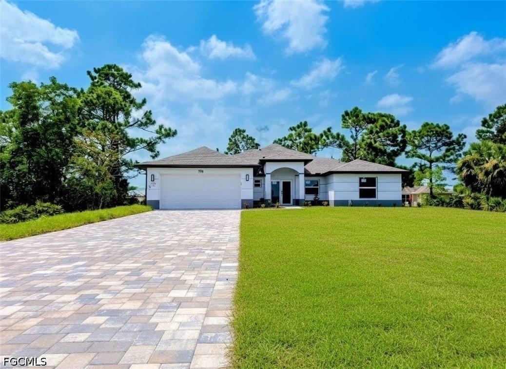 798 Bell Blvd., Lehigh Acres, FL 33974