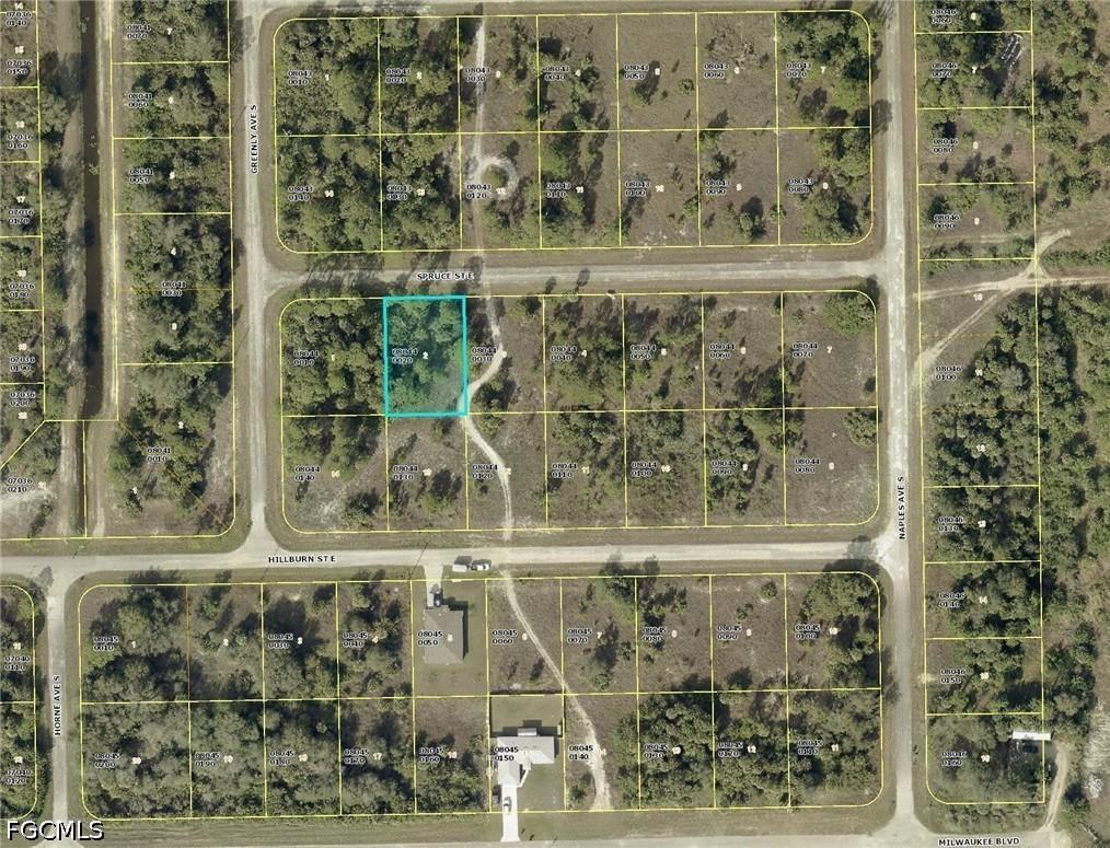 1240 Spruce St., Lehigh Acres, FL 33974