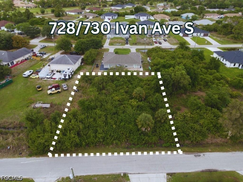 730 Ivan Ave., Lehigh Acres, FL 33973