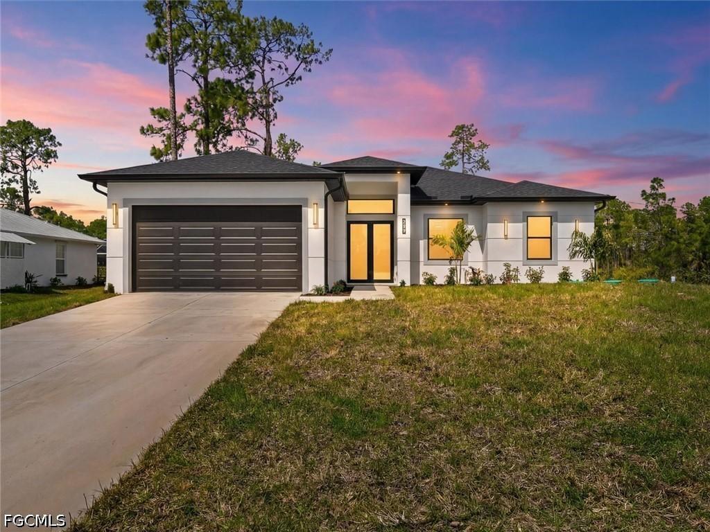 735 Chavers St., Lehigh Acres, FL 33974