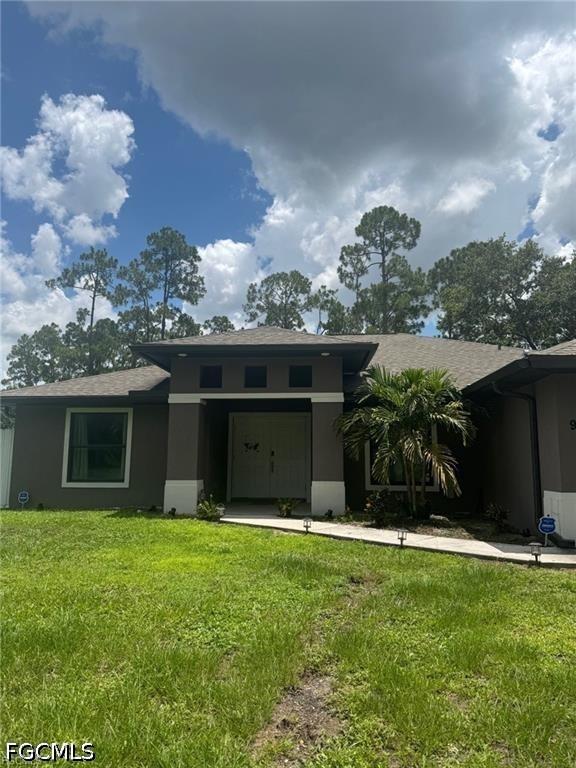 904 Edison Ave., Lehigh Acres, FL 33972