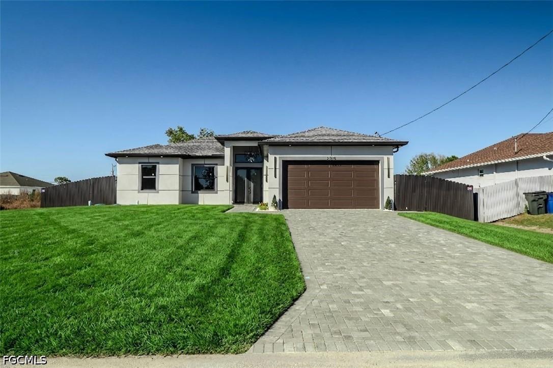 3206 14th St., Lehigh Acres, FL 33976