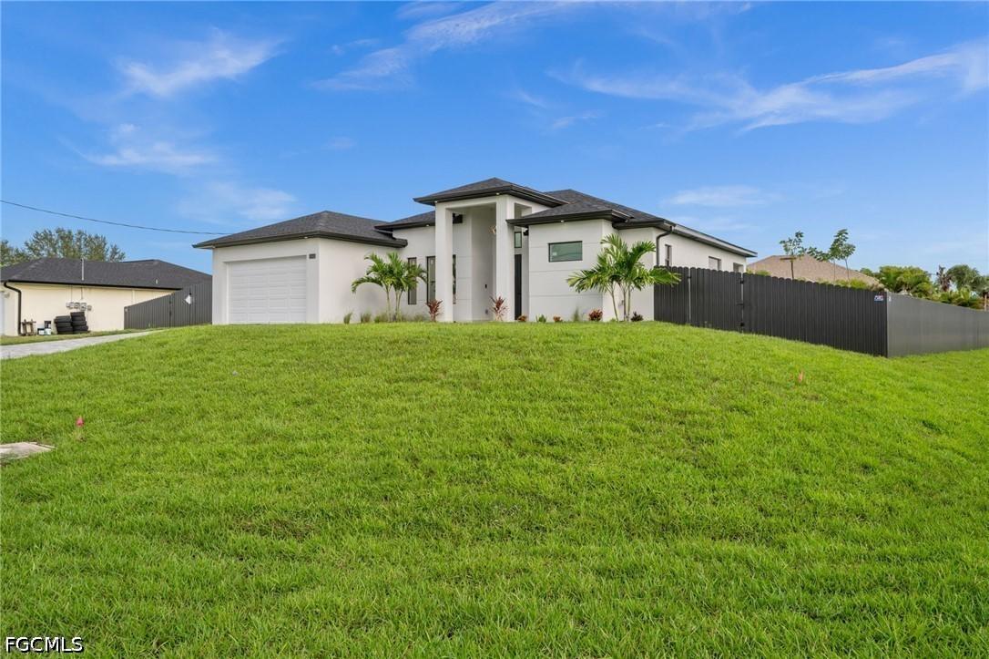 514 NW 36th Pl., Cape Coral, FL 33993