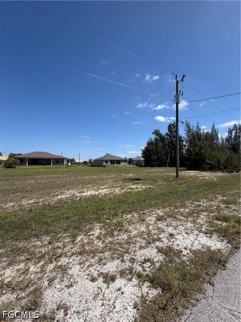 4227 NW 25th Ter., Cape Coral, FL 33993