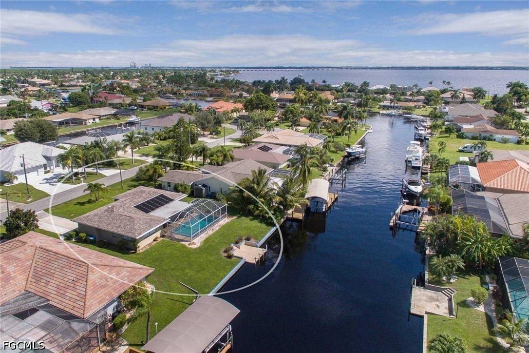 2022 SE 29th Ln., Cape Coral, FL 33904