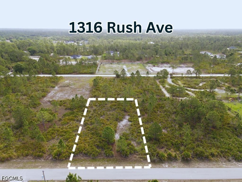 1316 Rush Ave., Lehigh Acres, FL 33972