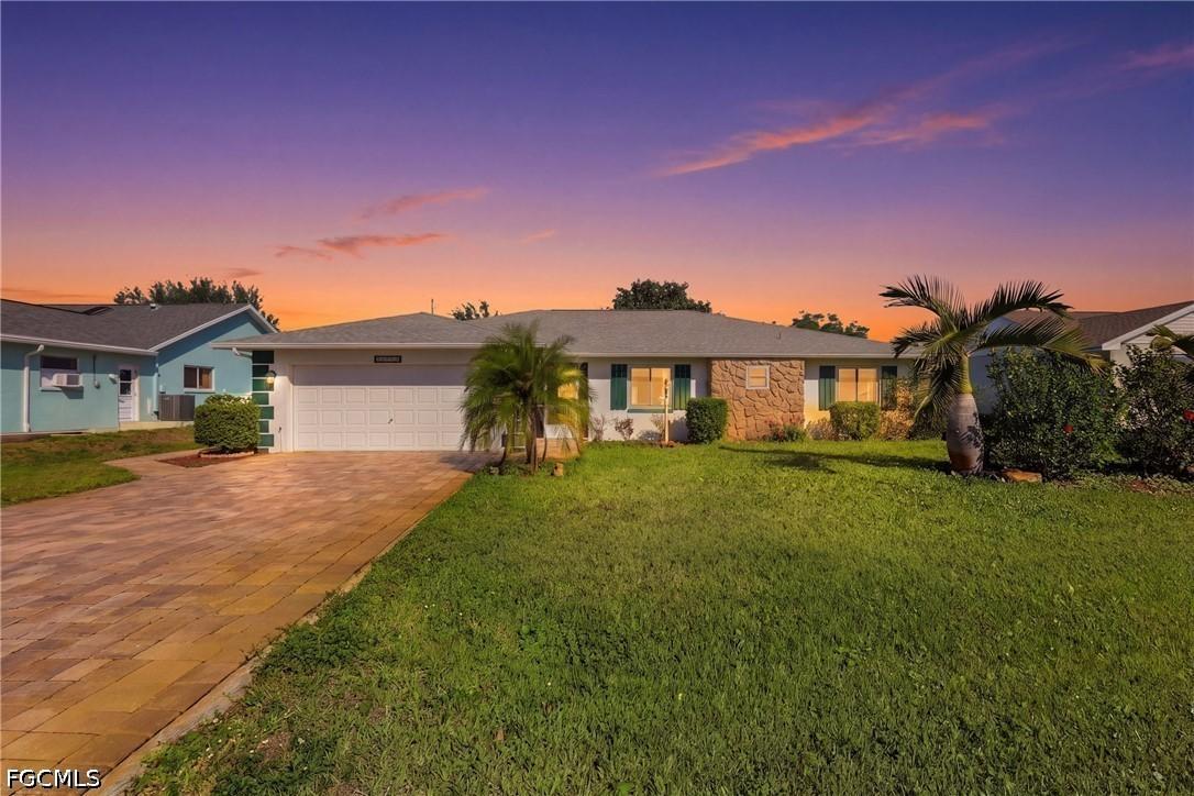 12878 Iona Rd., Fort Myers, FL 33908