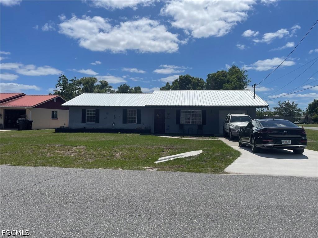 163 Jackson St., Lake Wales, FL 33859