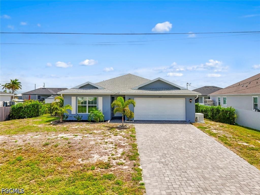 1319 NW 14th Pl., Cape Coral, FL 33993