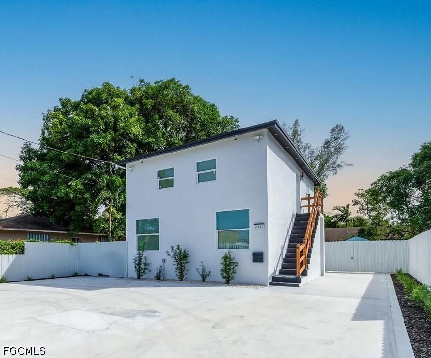 2242 NW 64th St., Miami, FL 33147