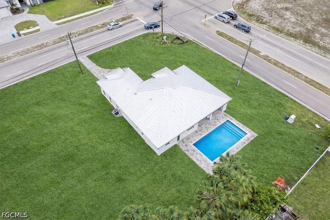 2 Nelson Rd., Cape Coral, FL 33993