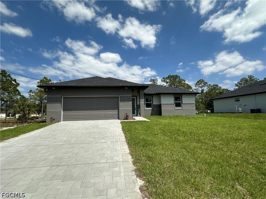 1856 Montana St., Lehigh Acres, FL 33972