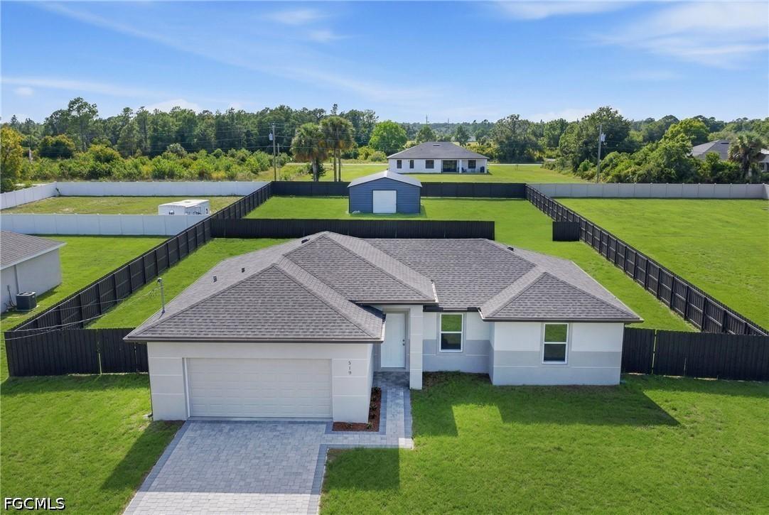 519 Monroe Ave., Lehigh Acres, FL 33972