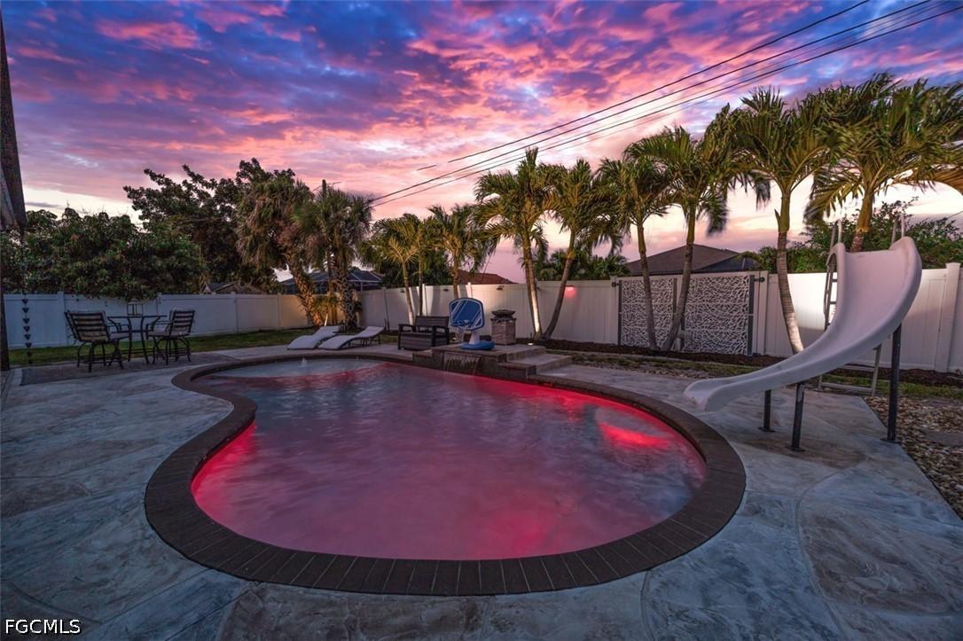 705 SW 10th Pl., Cape Coral, FL 33991