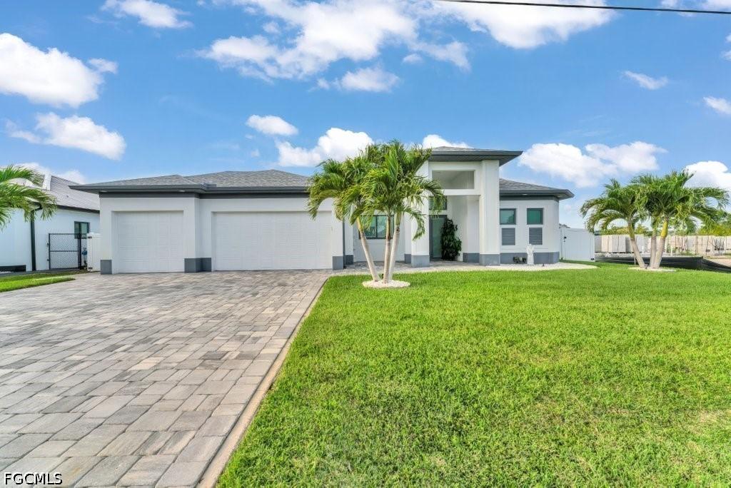 21 SW 21st St., Cape Coral, FL 33991
