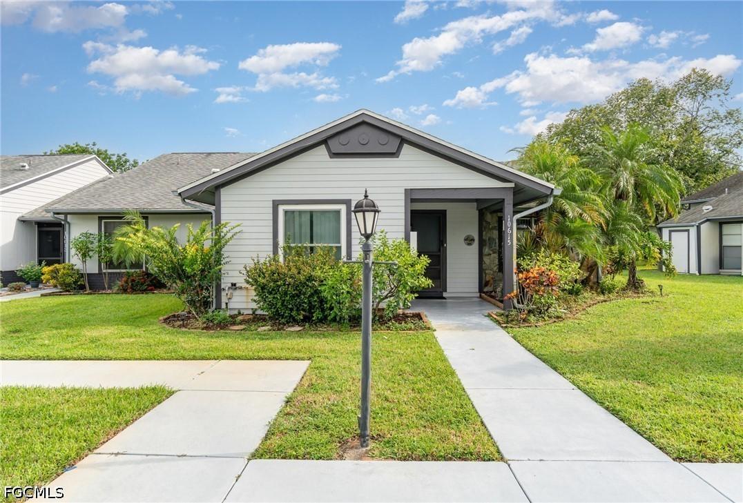 10615 Roxbury Ct., Lehigh Acres, FL 33936