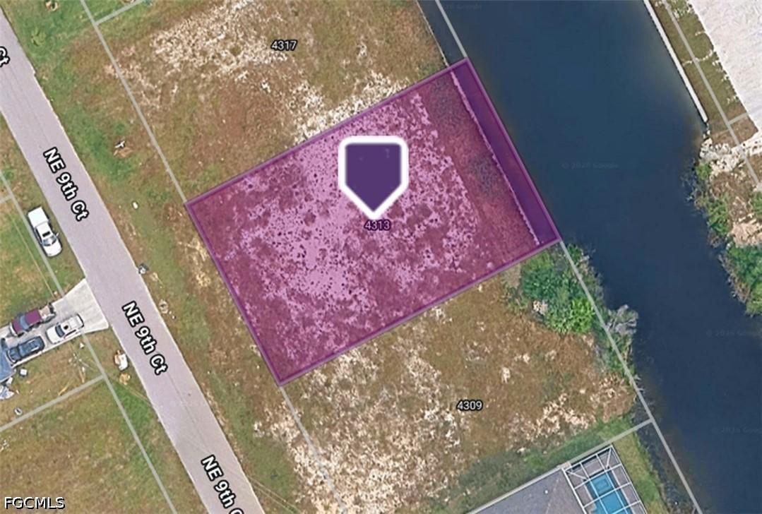 4313 NE 9th Ct., Cape Coral, FL 33909