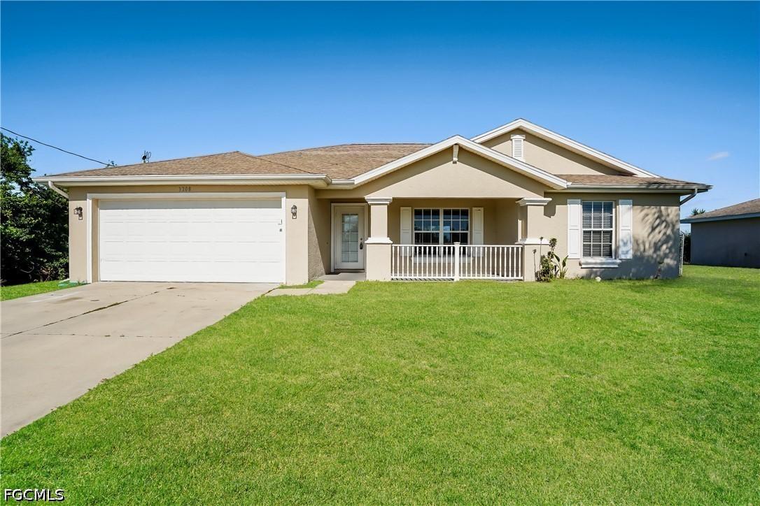 3208 13th St., Lehigh Acres, FL 33976