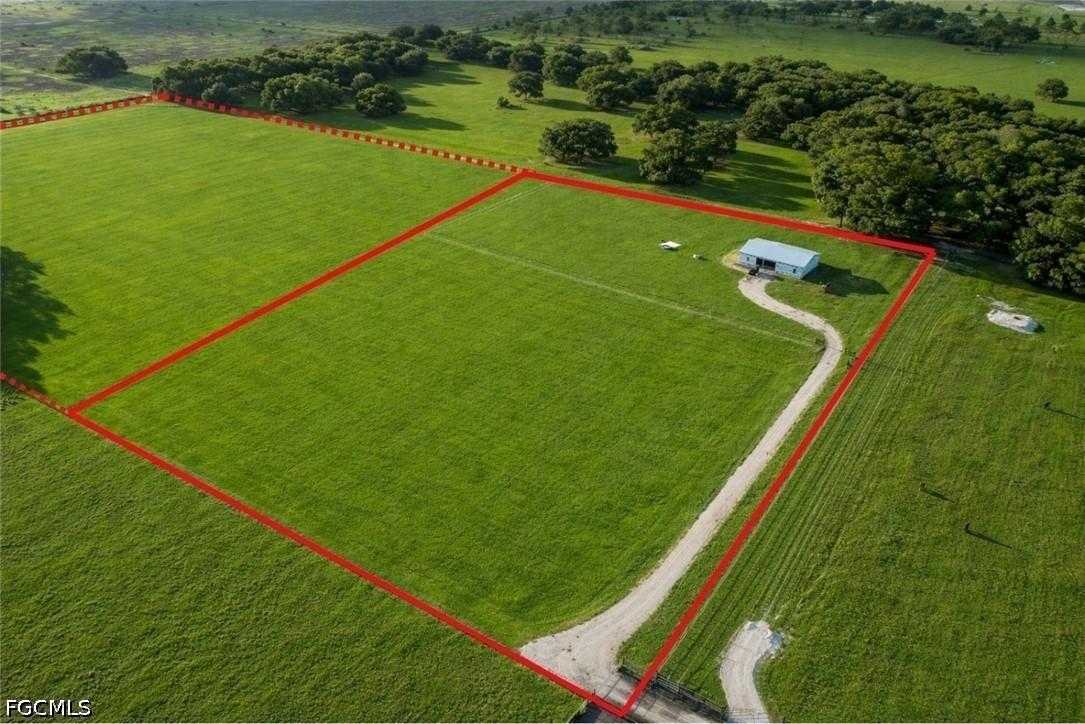 595 Norris Rd, Labelle, FL 33935