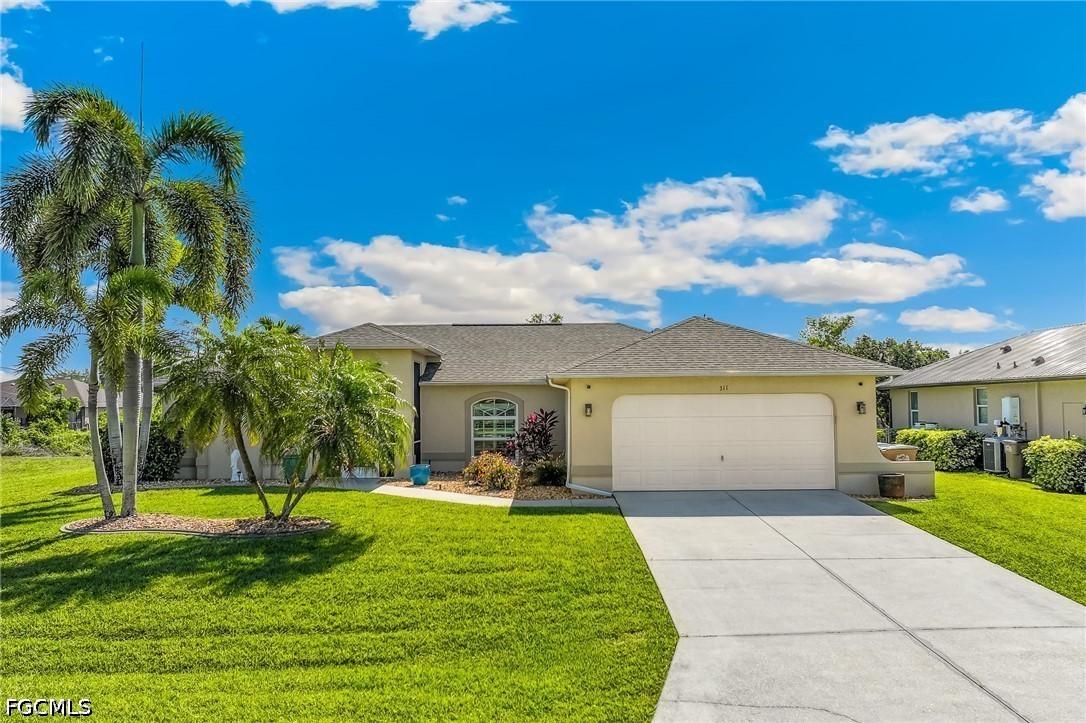 311 NE 17th Pl., Cape Coral, FL 33909
